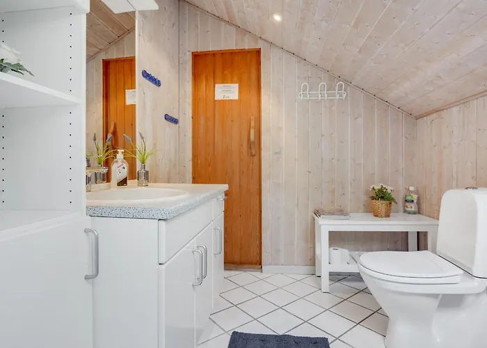 Runulf - 2-9km From The Sea By Interhome